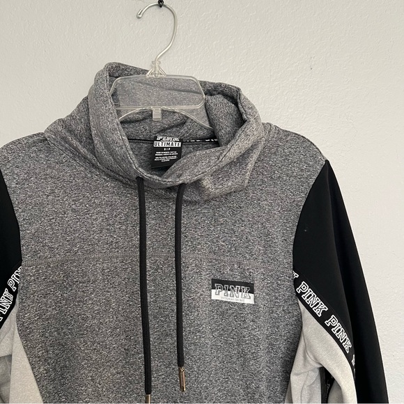 Victoria’s Secret PINK Ultimate Work Out Track Pull Over Size Small - Picture 3 of 6